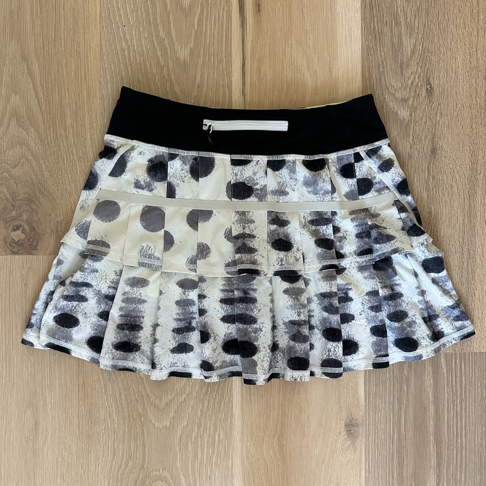 Lululemon pace setter skirt (tall)